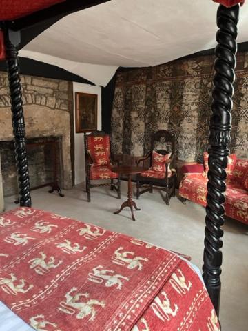 The Saracens Head Inn 3*