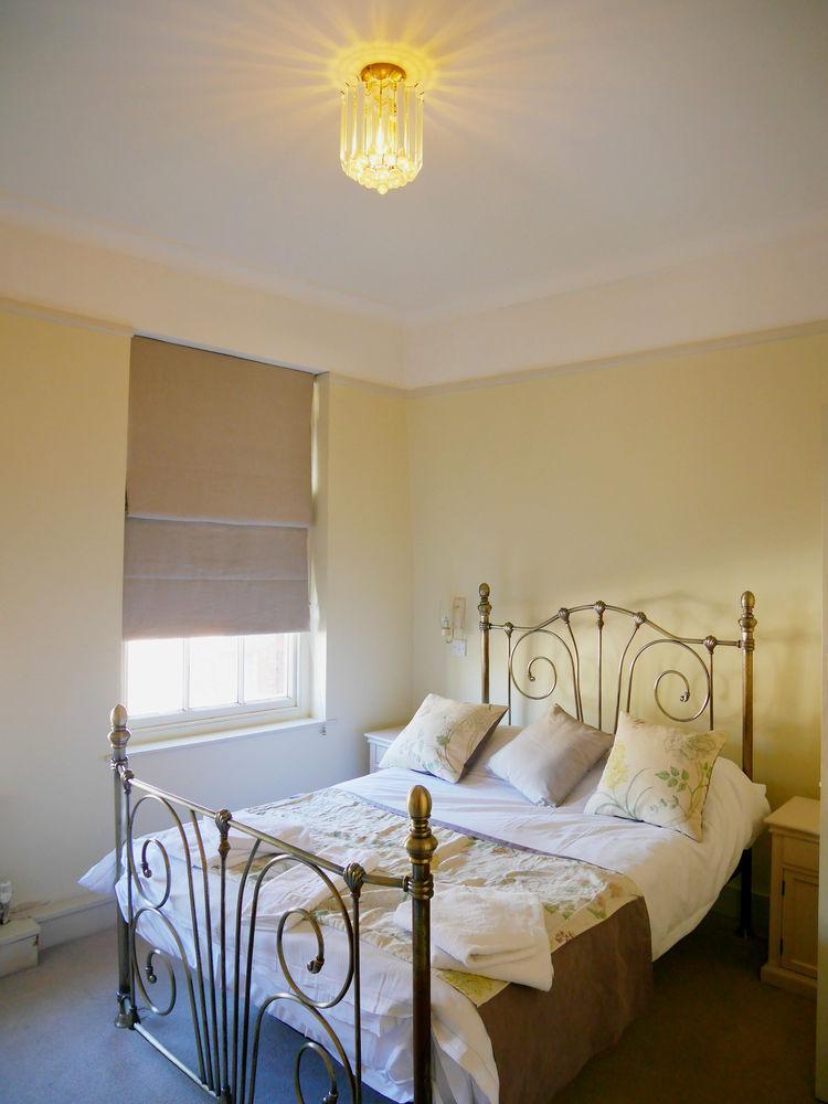 The Saracens Head Inn 3*