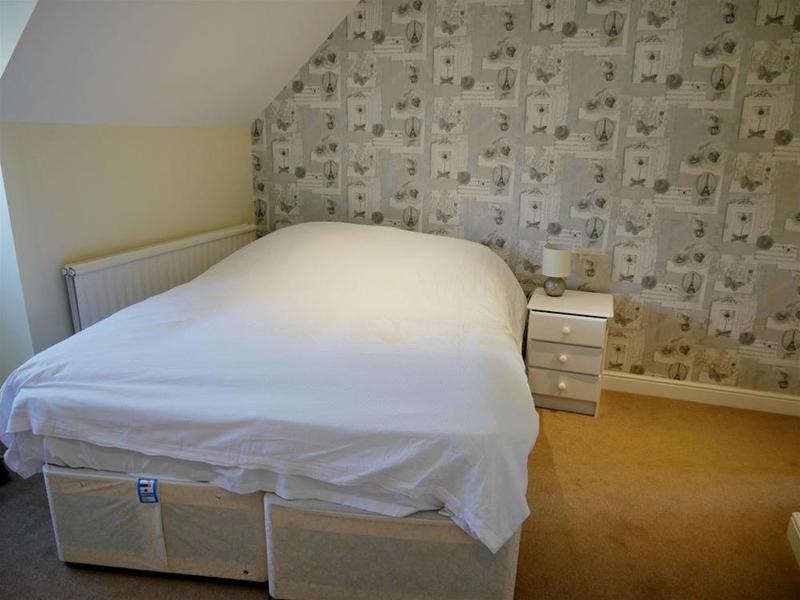 The Saracens Head 3*