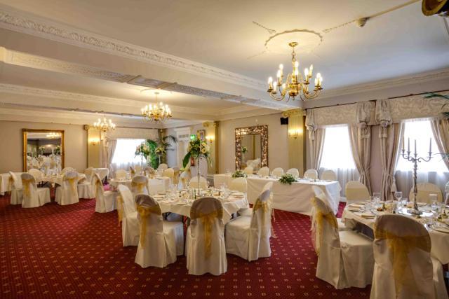 The Saracens Head 3*