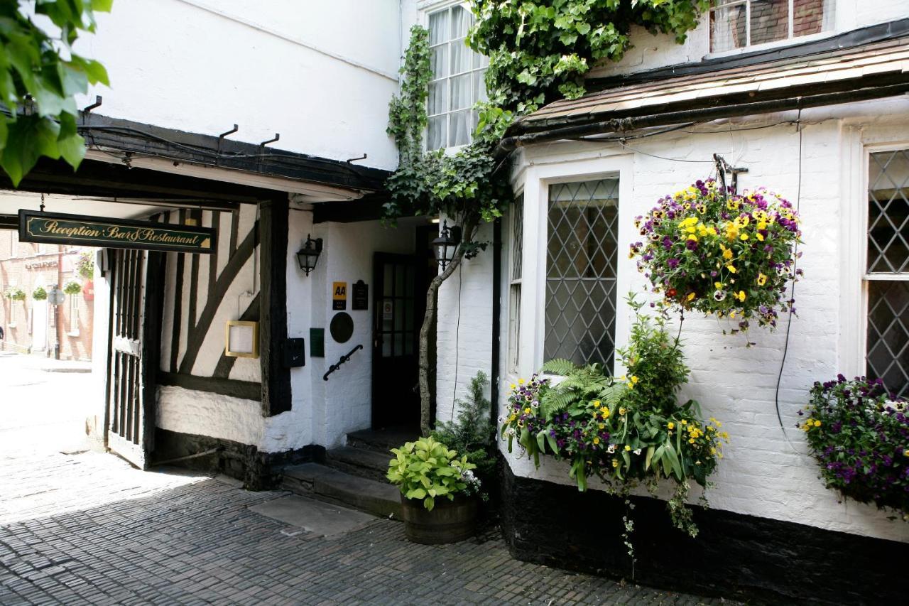 The Saracens Head Inn