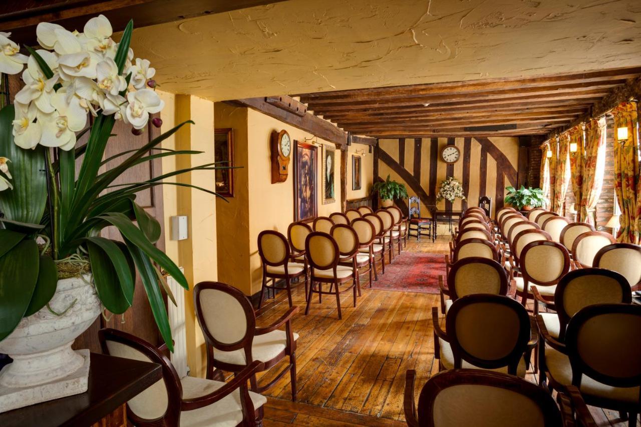 The Saracens Head 3* Southwell (Nottinghamshire)